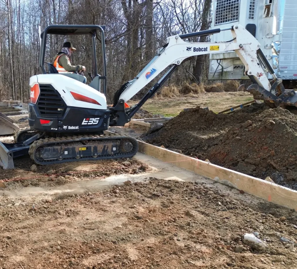 Commercial Retaining Walls (SRW) 12 3 (19)